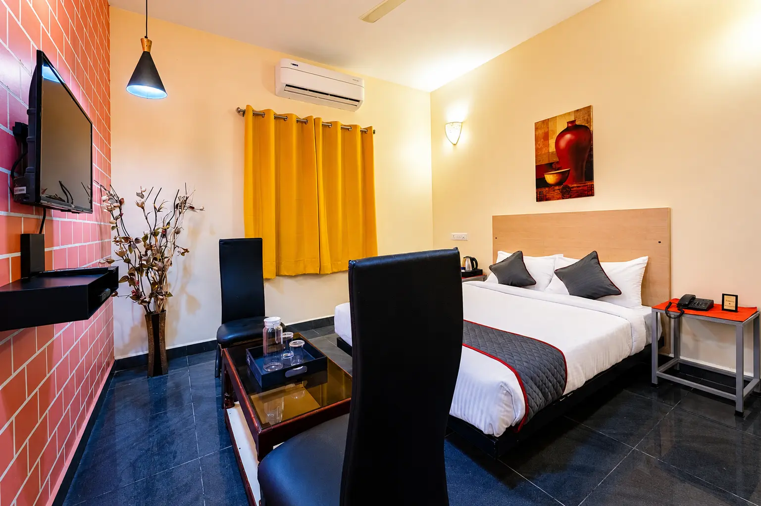 Deluxe Triple Room Hotel Sornalaxmi Puducherry